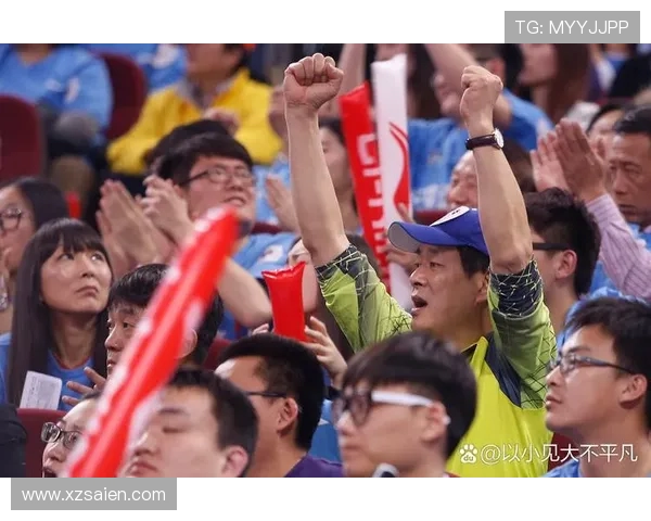 体育赛事激烈对决，运动员全力以赴争夺冠军荣耀，观众热血沸腾见证历史时刻