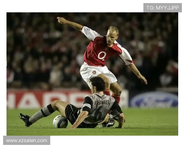 优雅的冰王子丹尼斯博格坎普与阿森纳黄金时代的艺术足球