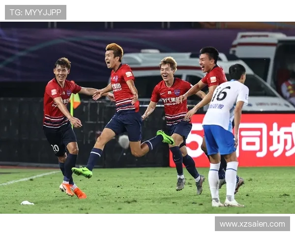 中超激战重庆当代迎战苏州队全力争胜展现球队实力与斗志